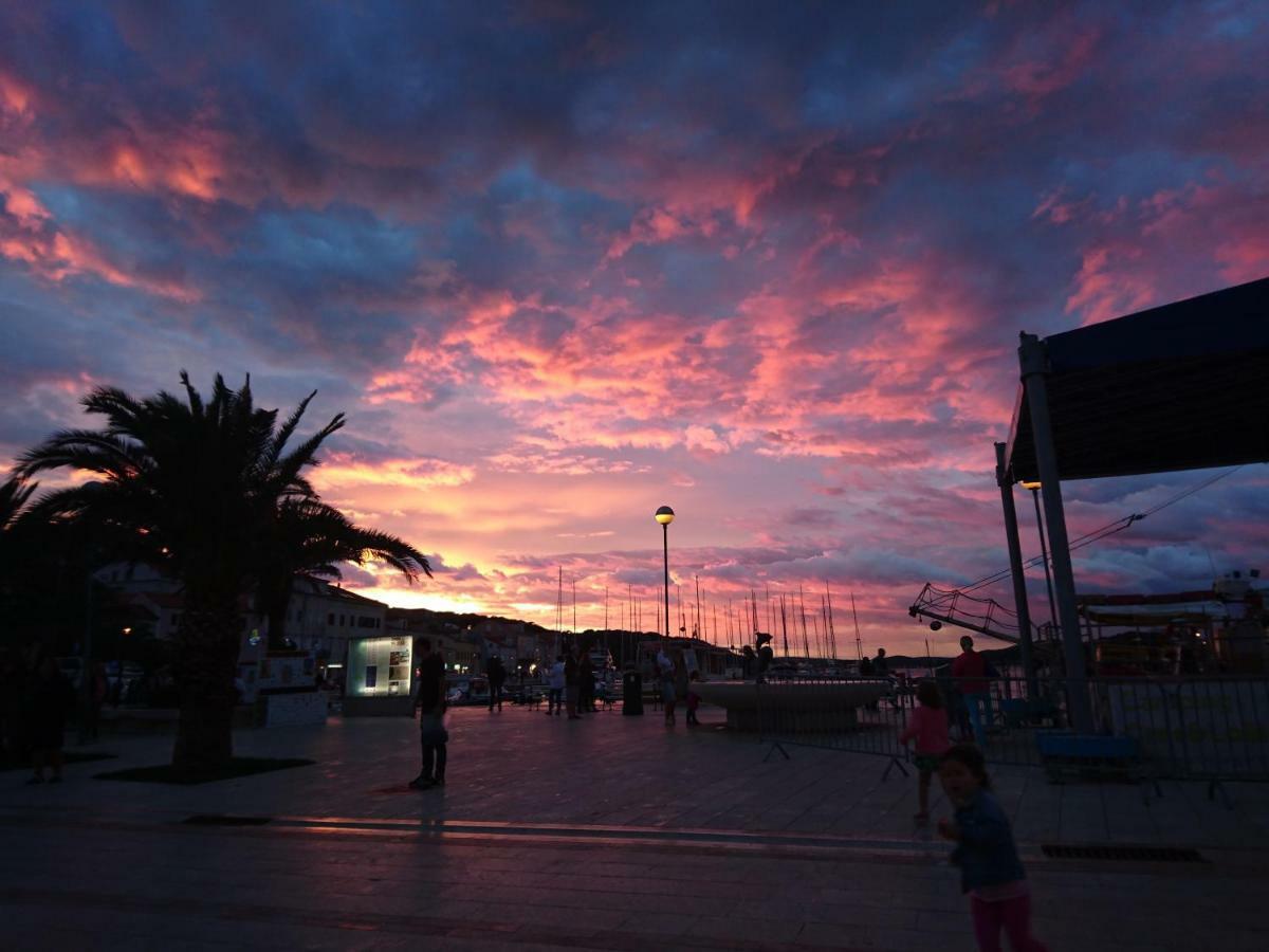 Guesthouse Palma Mali Lošinj Dış mekan fotoğraf